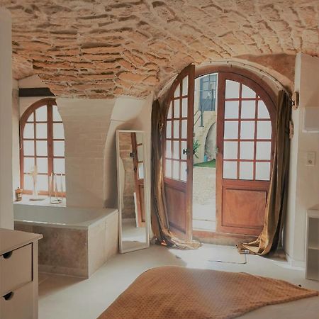 Aigues-Vives  La Cachette B&B 외부 사진