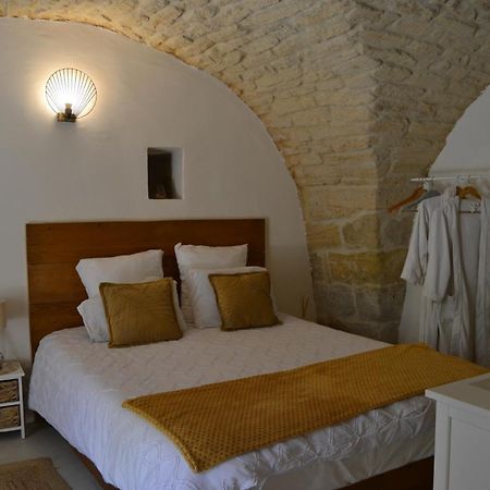 Aigues-Vives  La Cachette B&B 외부 사진