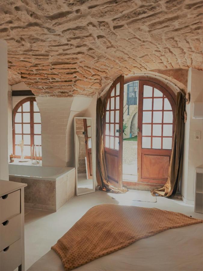 Aigues-Vives  La Cachette B&B 외부 사진