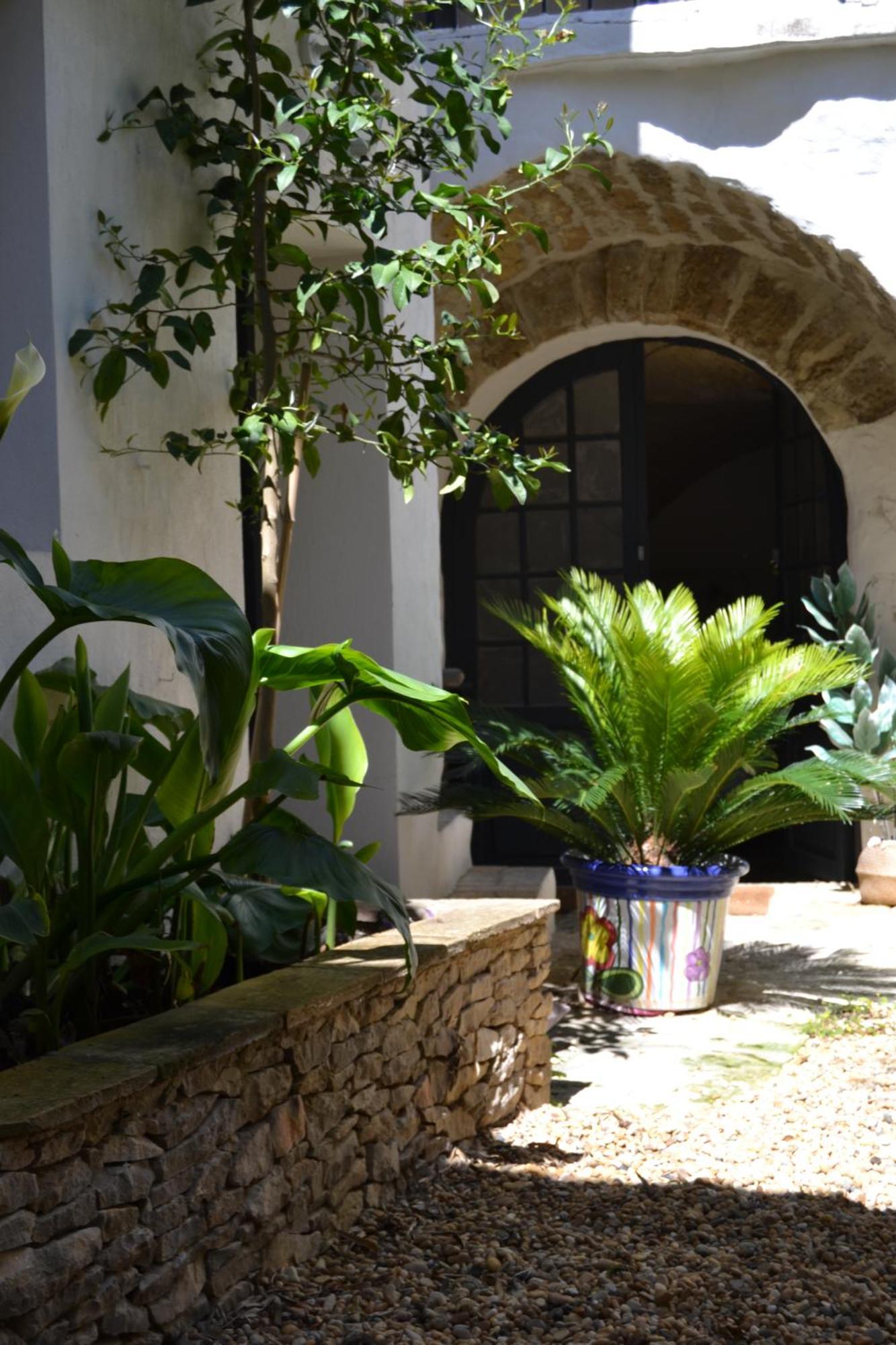 Aigues-Vives  La Cachette B&B 외부 사진